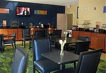 Hotel Fairfield & By Marriott