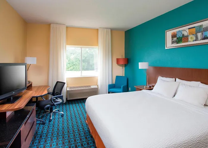 Fairfield & By Marriott Hotel 3*