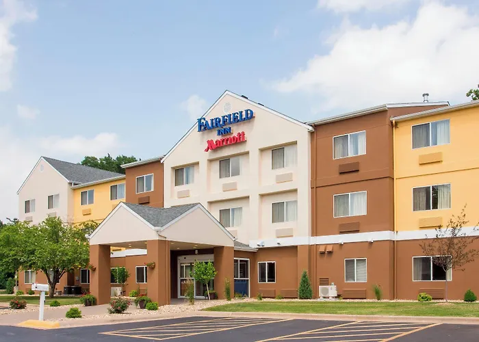 Fairfield & By Marriott 3*