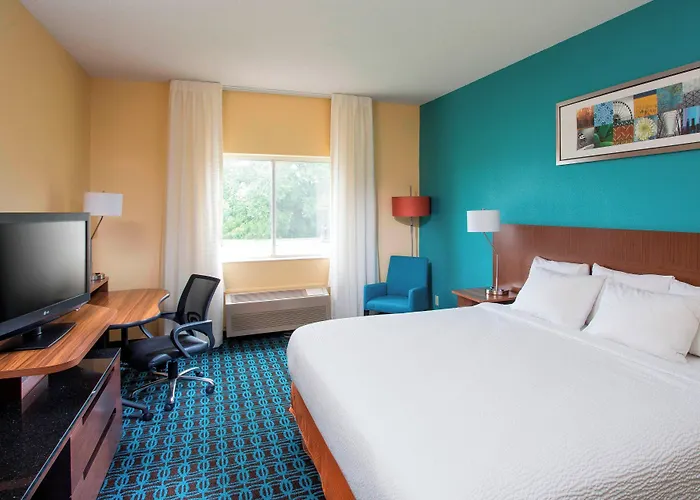 Fairfield & By Marriott