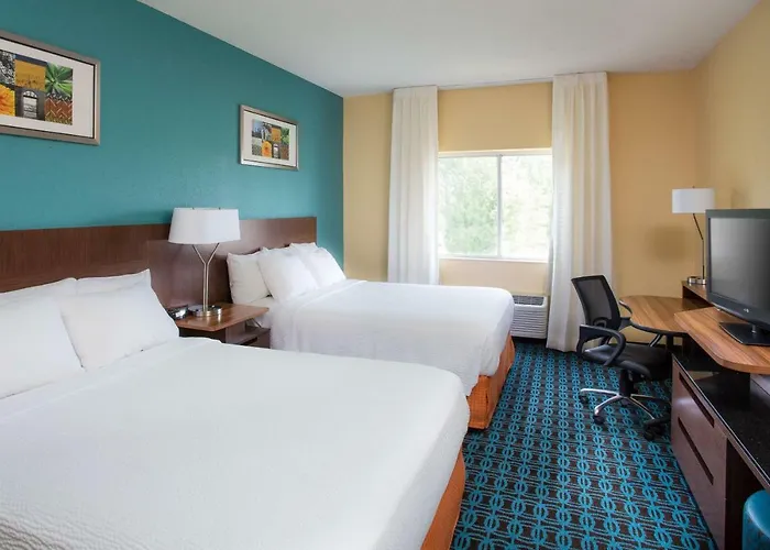 Fairfield & By Marriott Hotel Quincy