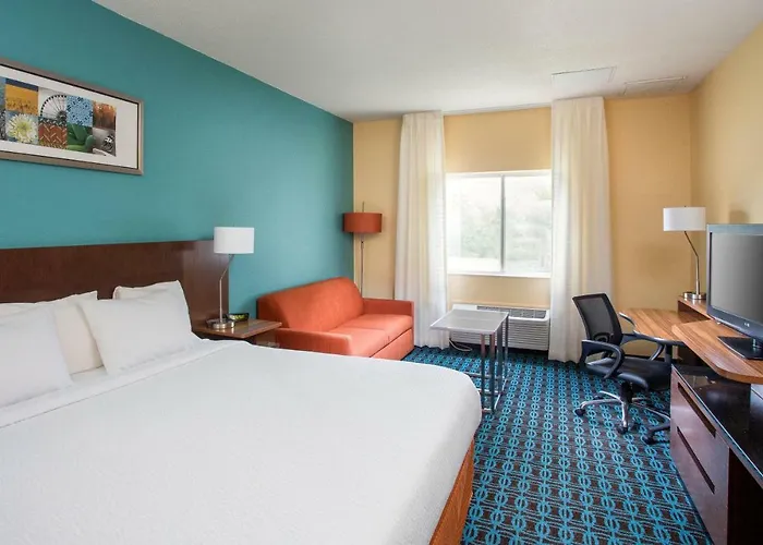 Fairfield & By Marriott
